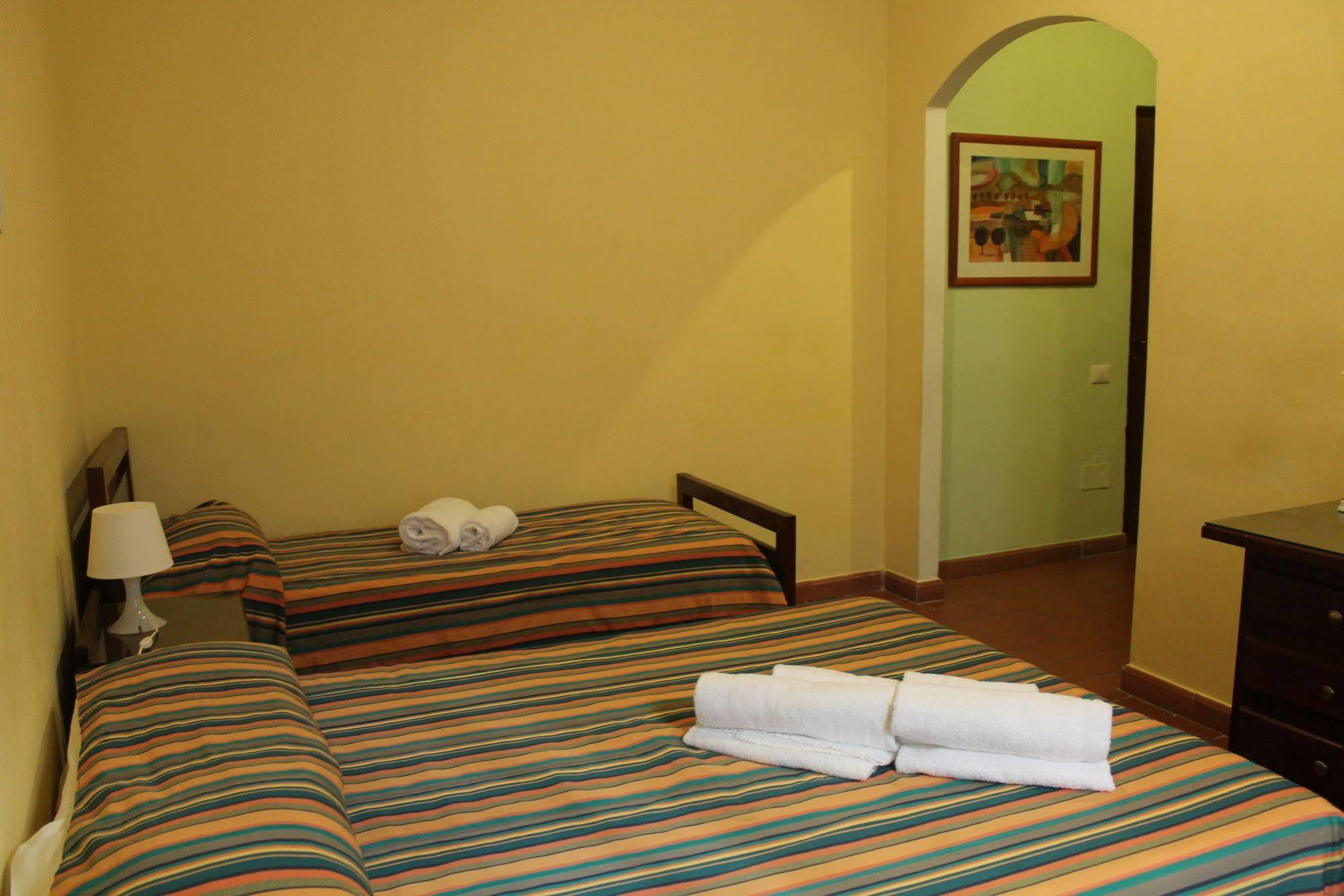 Hotel La Meridiana アックイテルメ エクステリア 写真